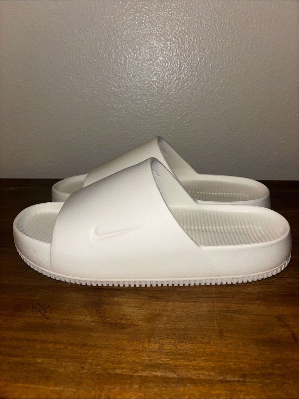 Nike All-White Slide Sandals women 11 men 10 - Picture 2 of 7